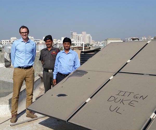 New system offers early warning of dust storms to protect solar power output