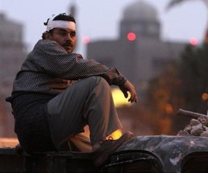 Egypt protesters heckle general as tensions mount