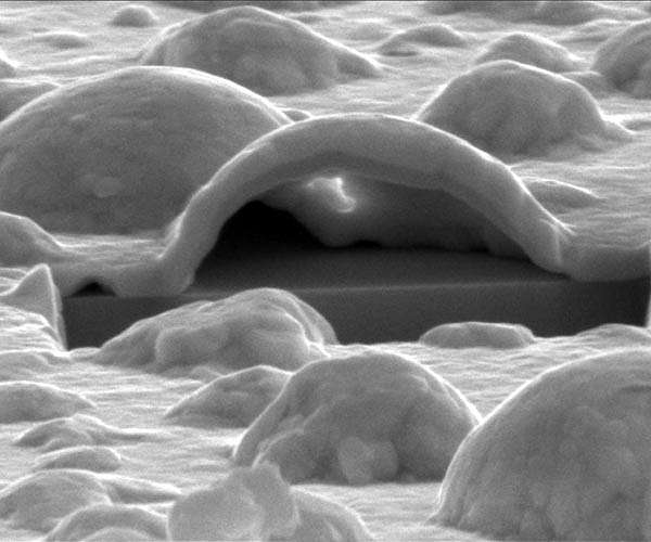 Cheap and efficient catalyst could boost renewable energy storage
