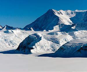 Two Perfect Days for IceBridge
