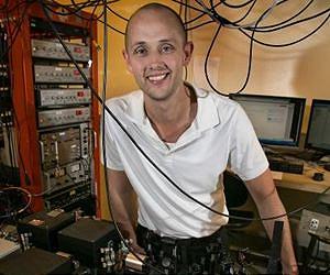 Technique for cooling molecules may be a stepping stone to quantum computing