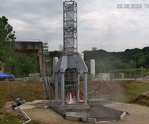 Ariane 6 Core Stage fires up for long-duration test