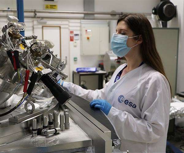 Simulating space at ESA's Materials and Electrical Components Laboratory