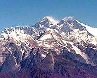 Nepal government to hold Everest climate meeting