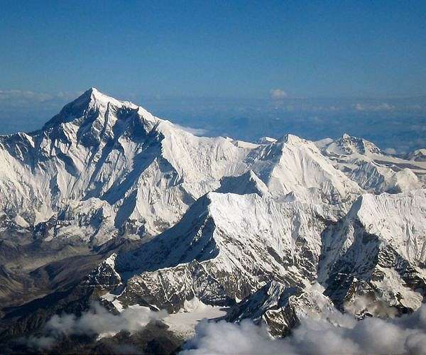 Himalayan glaciers react, blow cold winds down their slopes