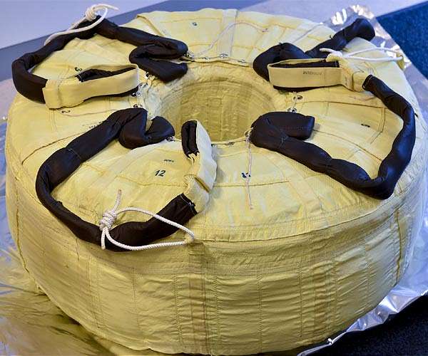 ExoMars Rosalind Franklin Parachute Baked Sterile at ESTEC Ahead of 2028 Mars Mission