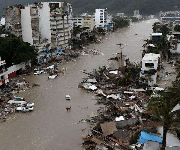A hurricane-proof town? Florida community may be a test case