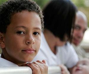 Growing Up Without Sibs Doesn't Hurt Social Skills