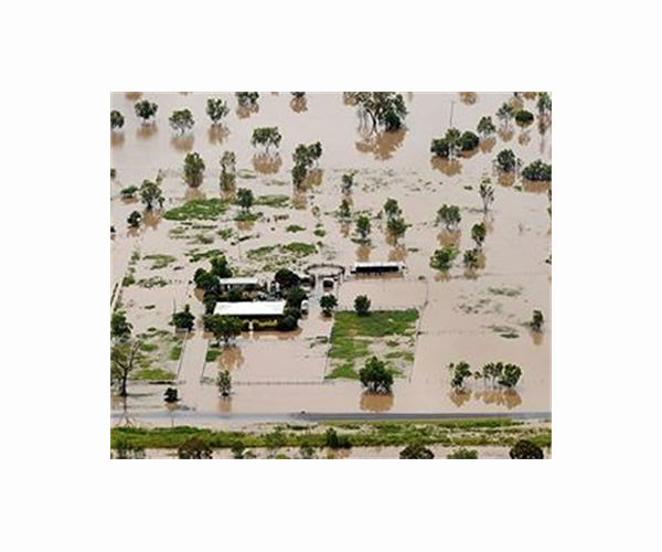 One dead as Australia floods start to recede