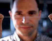 An elastic fiber filled with electrodes set to revolutionize smart clothes