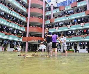 China faces worst floods in 12 years