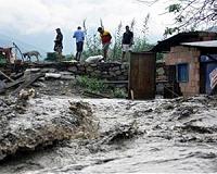 'Crazy' climate forces Colombian farmers to adapt