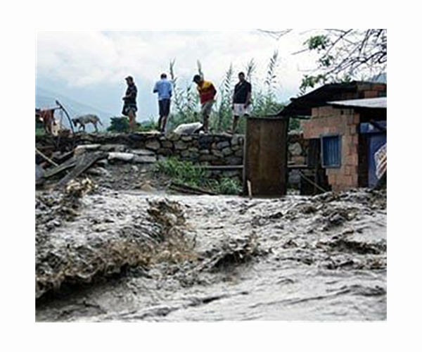 Quito flooding toll raised to 27