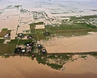 Philippines rescuers struggle to reach isolated areas