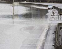 Eastern Canadian city flooded amid rains and spring thaw