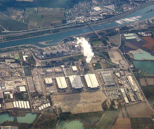 France probes alleged nuclear power cover-up: source