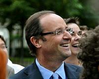 Hollande shifts position on Tobin tax, money for environment