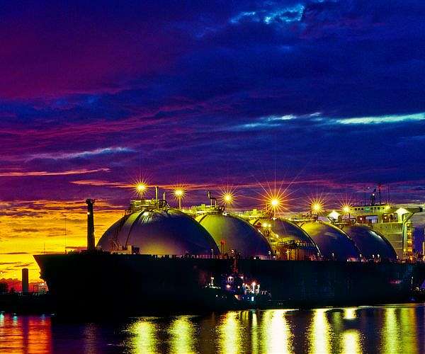 Gazprom delivers LNG to China in Arctic sea route first