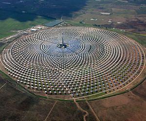 Minister: Spain energy firms needn't worry about subsidy slash