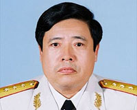 Vietnam defense minister meets key US senators