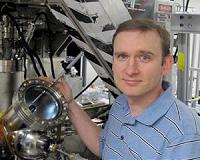 Special UO microscope captures defects in nanotubes