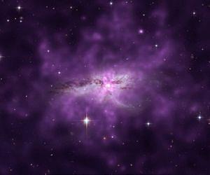 Giant Gas Cloud in System NGC 6240