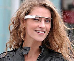 Apple chief sees computers on wrists - not in glasses