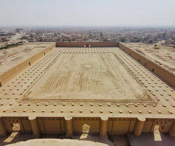 'No pilgrims': regional war hushes Iraq's holy cities