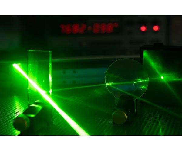 Discovery unravels how atomic vibrations emerge in nanomaterials