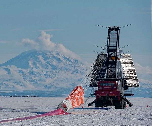 Mapping the Milky Way as GUSTO nears record flight duration for balloon over Antarctica