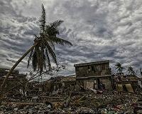 Haiti storm victims, in makeshift camps, bemoan aid chaos