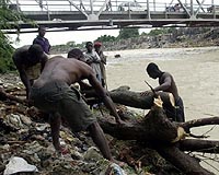 Death toll climbs as Gustav barrels through Caribbean