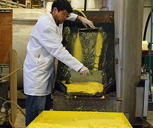 Iowa engineer scales up process that could improve economics of ethanol production