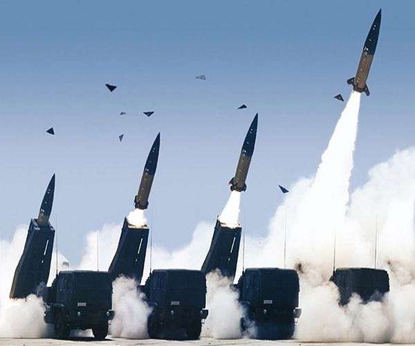Marines' 24th MEU deploys with HIMARS rocket system
