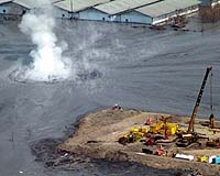 Indonesian court clears energy company over mud volcano