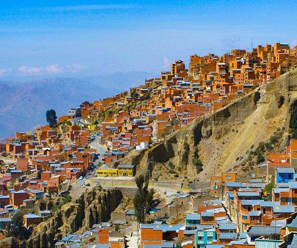Bolivians scramble to exchange banknotes after money plane crash