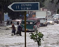 Hurricane Gustav slams Haiti, aims at Cuba