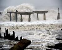 Can we economically outgrow climate change damages?