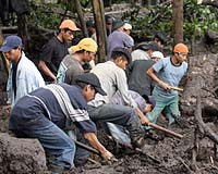 Rain and Mud Kill 124 In El Salvador As Ida Moves Into Gulf Of Mexico