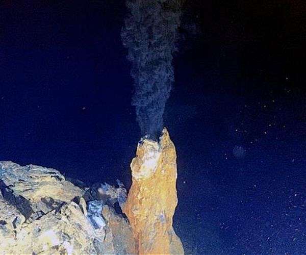 Alien life clues may emerge from deep sea volcanic vents on Earth