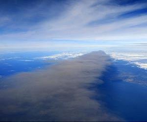 Harmful particles in Icelandic volcanic ash fell first