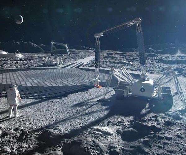 NASA Invests in Research to Secure the Future of Space and Lunar Operations