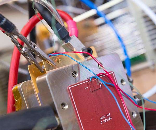 Cheaper hydrogen fuel cell could mean better green energy options