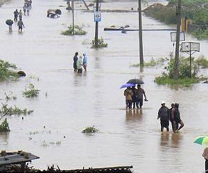 Floods kill 48 in eastern India: report