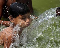 India's economic boom threatens water crisis: study