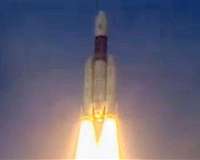 India shows off space prowess with launch of mega rocket