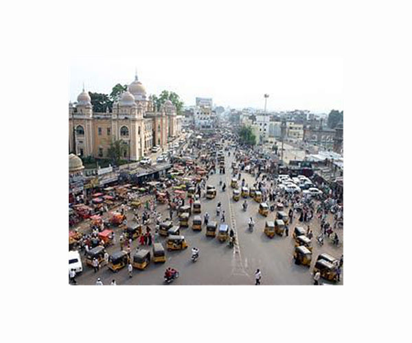 India launches $3.5 bn incentives for green cars