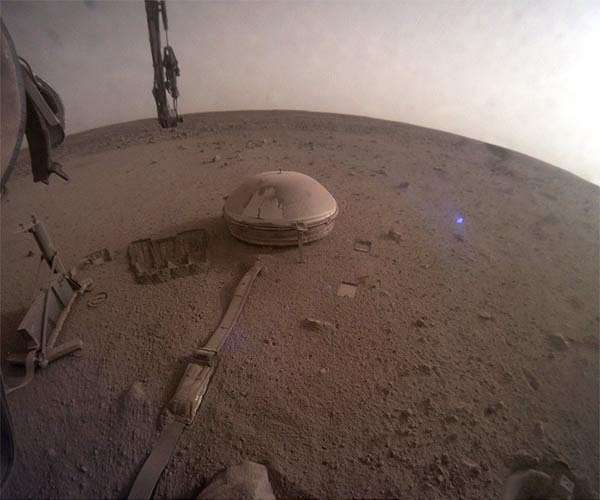 Marsquakes may help reveal whether liquid water exists underground on red planet