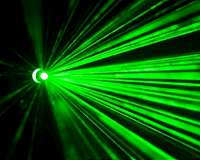 Tricking photons leads to first-of-its-kind laser breakthrough