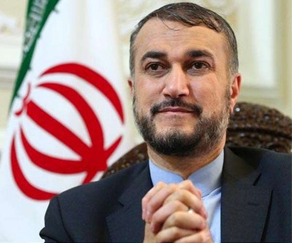 Iran minister to hold talks on nuclear deal in Moscow